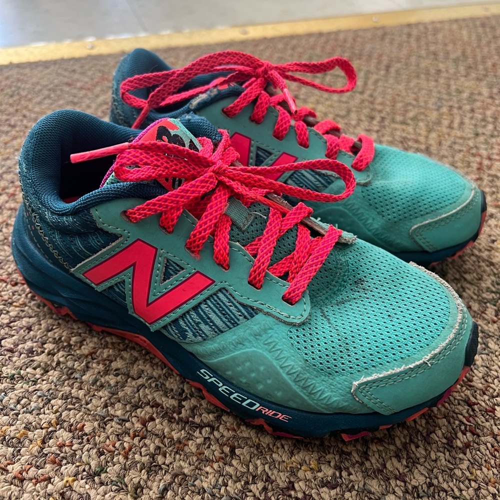 Kids New Balanace Speed Ride Running Shoes
